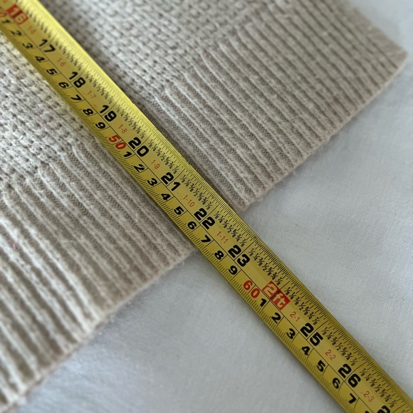 Gap Wool Blend Sweater - Picture 6 of 7